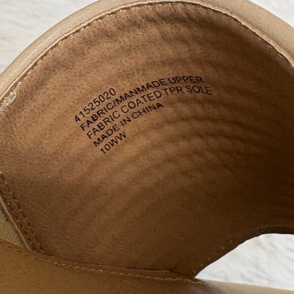 Torrid Wood Bottom Mule Natural Beige Size 10 Extra Wide Width (WW) - Picture 8 of 9